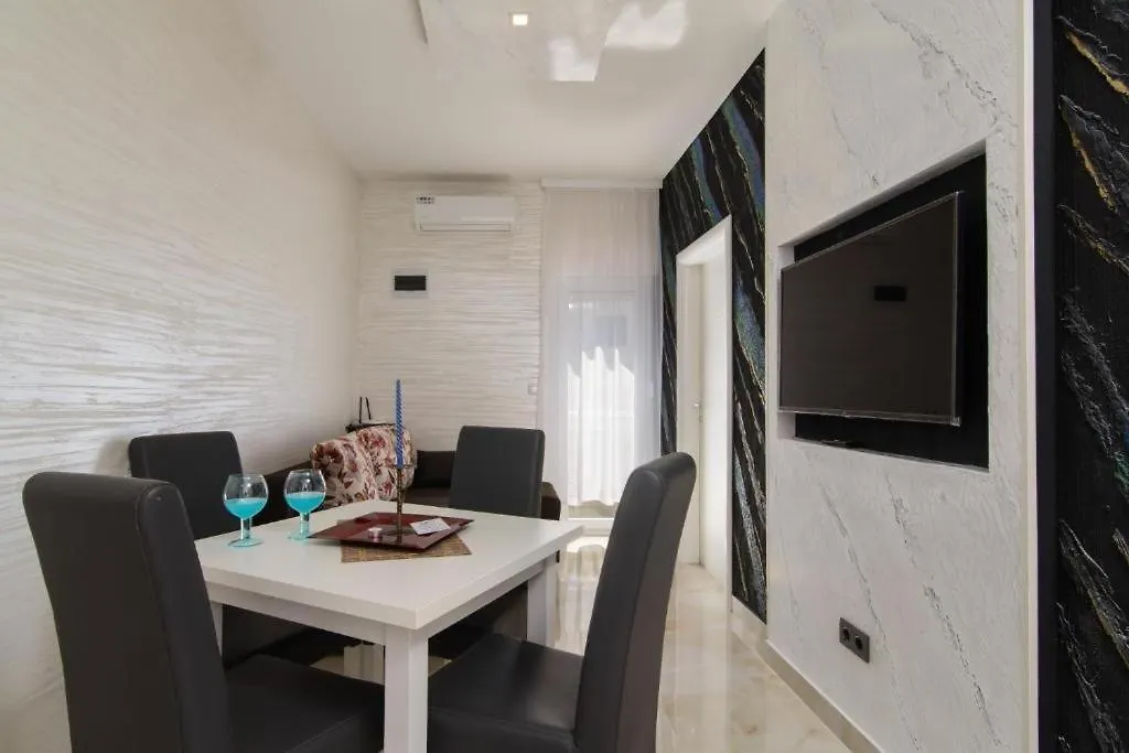 Apartment In Okrug Gornji With Sea View, Balcony, Air Conditioning, Wifi 5134-5 Trogir