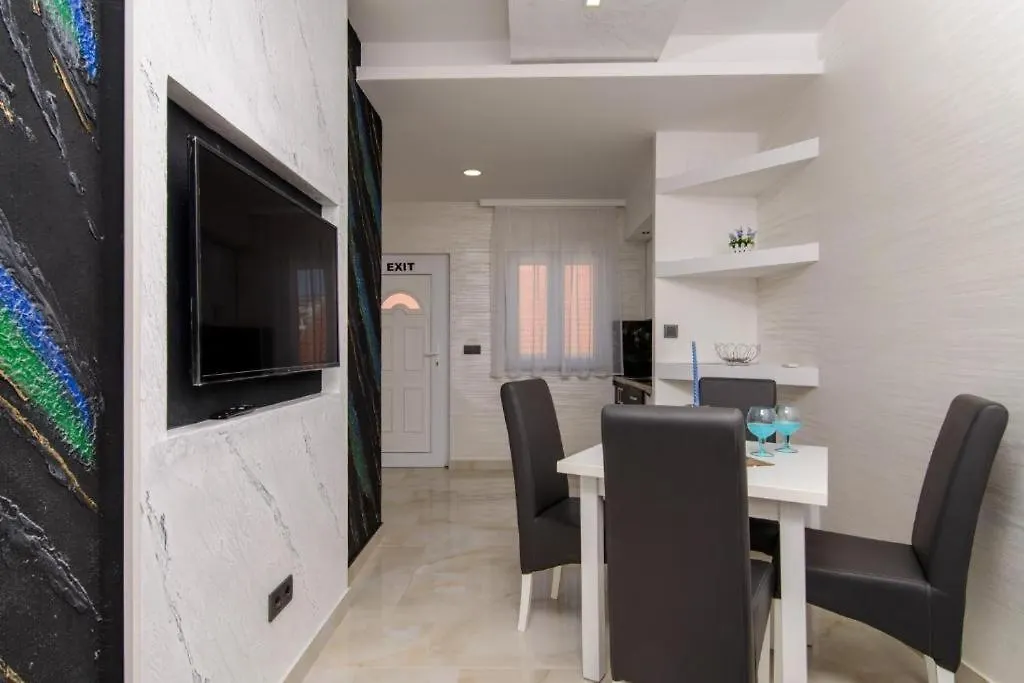 Apartment In Okrug Gornji With Sea View, Balcony, Air Conditioning, Wifi 5134-5 Trogir